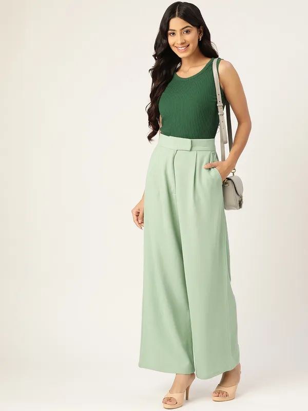 Zastraa_Women_Sea_Green_Smart_Flared_Pleated_Trousers