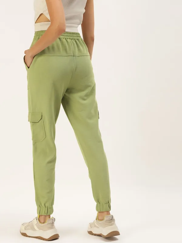 Zastraa_Relaxed_Women_Light_Green_Trousers