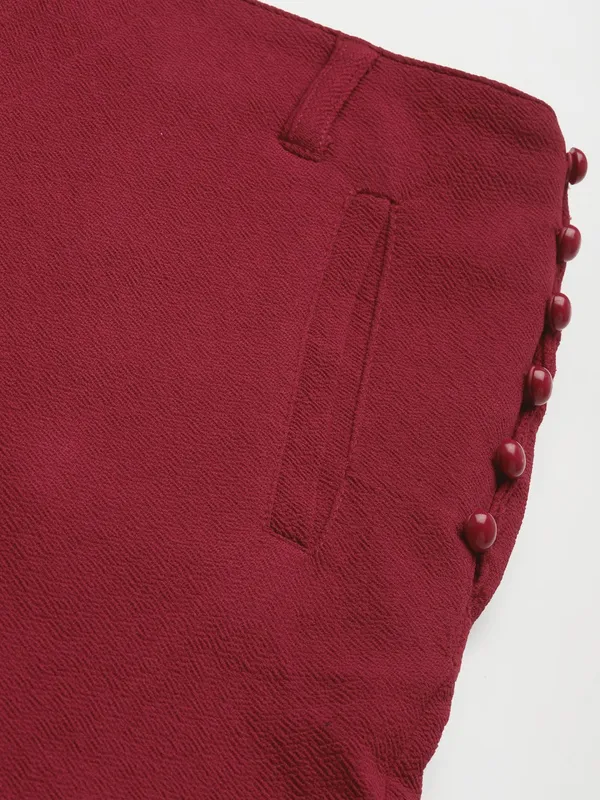 Zastraa_Women_Red_Solid_Flared_Culottes_Trousers