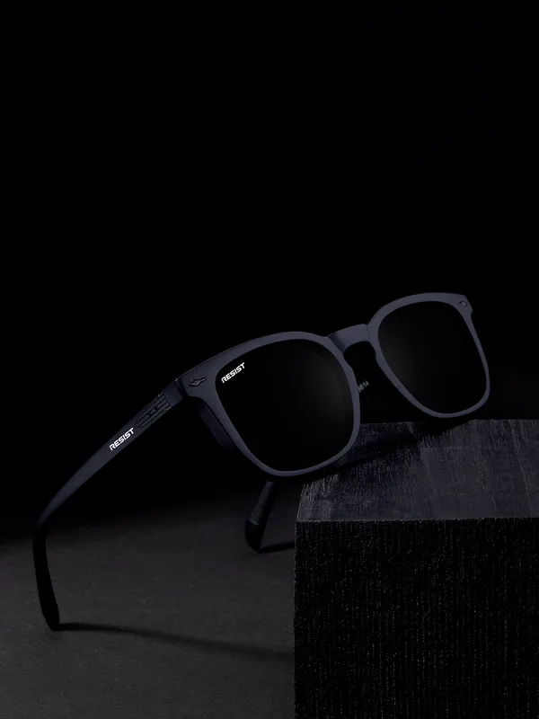 UV_Protected_Black_Wayfarer_Sunglasses_For_Men_&_Women