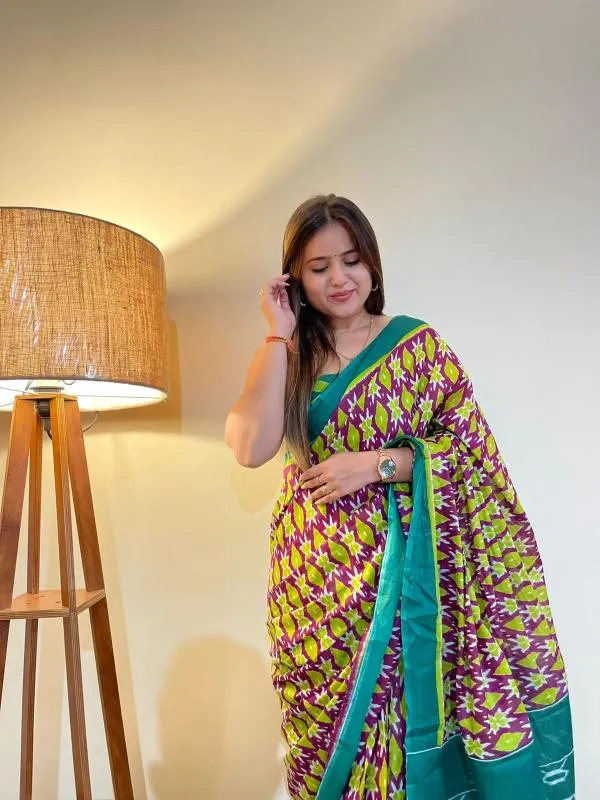 Ikkat_Print_Pure_Soft_Cotton_saree_With_Blouse_Piece