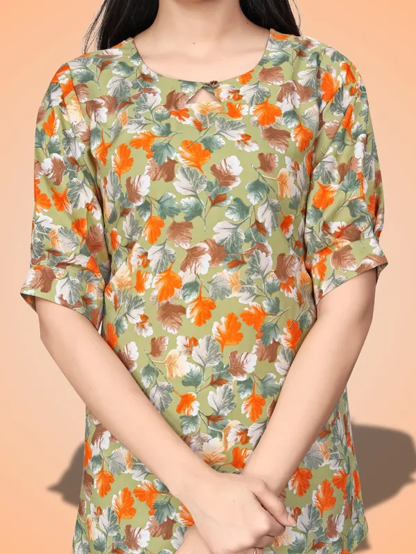 Green_Crepe_Floral_Canada_Regular_&_Office_Wear_Tops