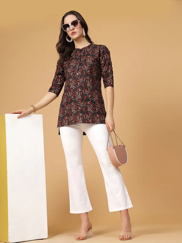 Black_Viscose_Printed_Short_Kurti