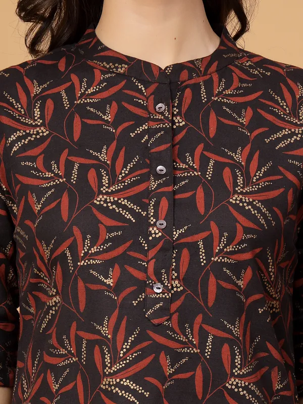 Black_Viscose_Printed_Short_Kurti