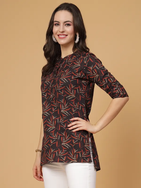 Black_Viscose_Printed_Short_Kurti