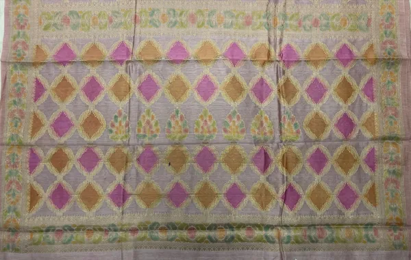 Humairah_Pure_Handloom_Light_Purple_Cotton_Silk_Zari_Booti_with_Rangkaat_Banarasi_Zari_Hand_Painted_Floral_Pallu_and_Zari_Border_with_Light_Purple_Blouse