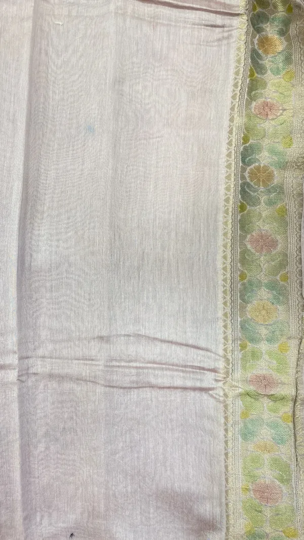 Humairah_Pure_Handloom_Light_Purple_Cotton_Silk_Zari_Booti_with_Rangkaat_Banarasi_Zari_Hand_Painted_Floral_Pallu_and_Zari_Border_with_Light_Purple_Blouse