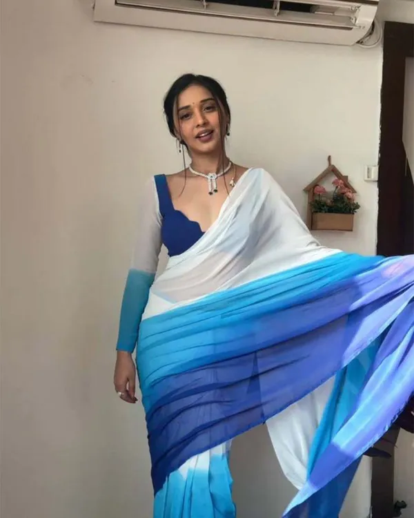 Blue_And_White_Color_1-Minute_Ready_To_Wear_Georgettae_Saree_With_Blouse_Piece