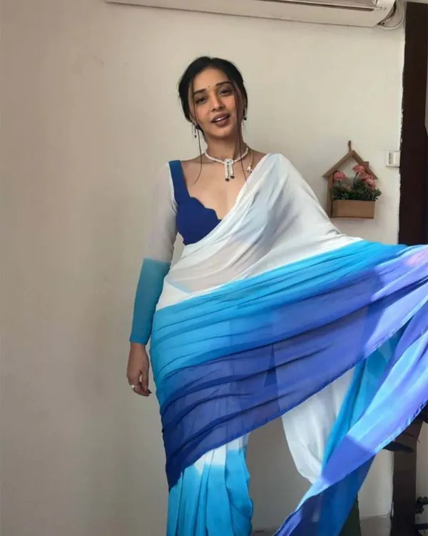 Blue_And_White_Color_1-Minute_Ready_To_Wear_Georgettae_Saree_With_Blouse_Piece