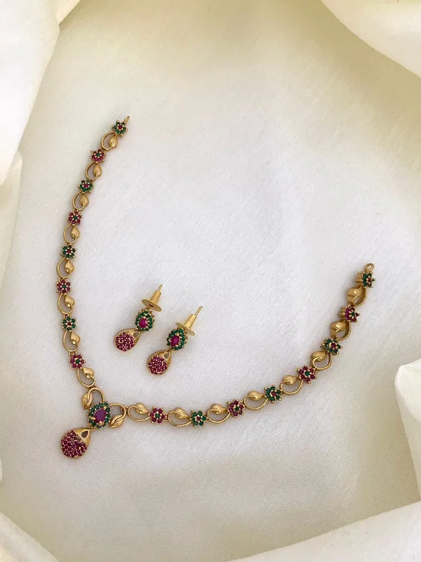 Ayesha_Antique_Necklace_Set