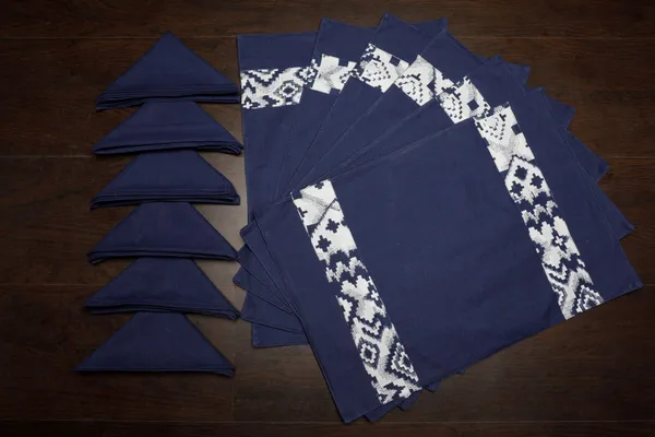 Pack_of_18_Pieces_Cotton_Blue_Abstract_Printed_Place_Mat_With_Napkin_for_Dining_and_Center_Table