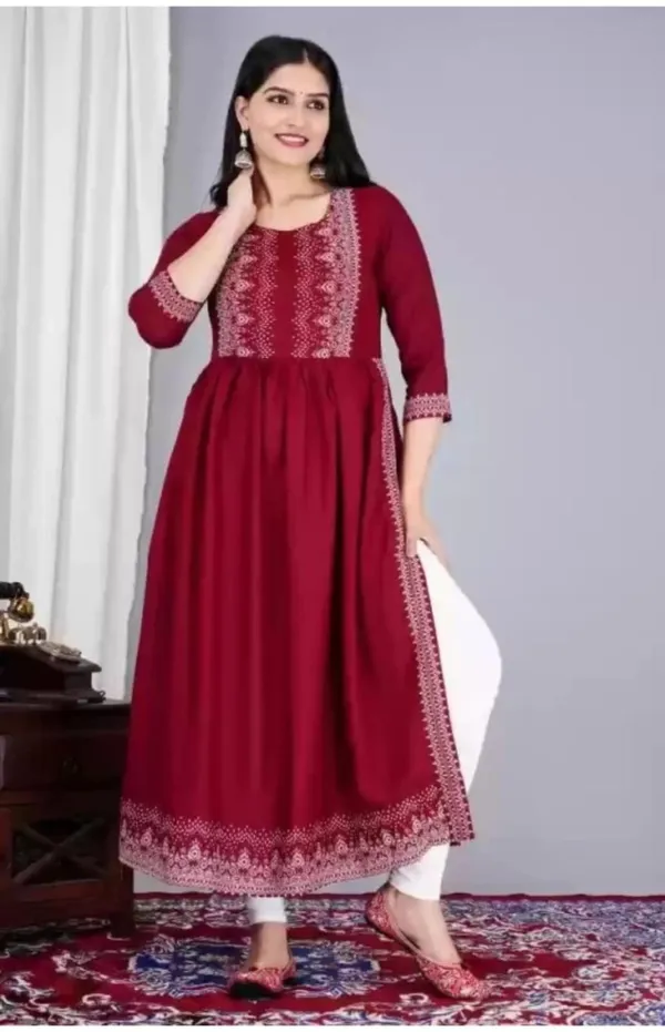 Women_Classic_Red_Printed_Long_Kurti