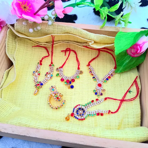 Laddu_Gopal_Ornaments_|_Jewellery_|_kangan_|_Kanha_Ji_Jewellery_Set_|_Thakur_Ji_Traditional_gift_set_|_Bal_Gopal_Shringar_(_Pack_Of_5_)