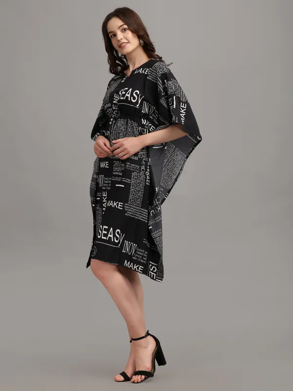Black_&_White_Text_Paper_Print_Kaftan_Dress