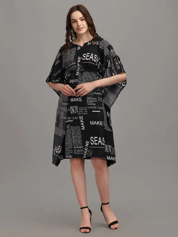 Black_&_White_Text_Paper_Print_Kaftan_Dress