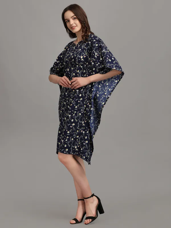 Navy_Blue_&_White_Floral_Print_Kaftan_Dress