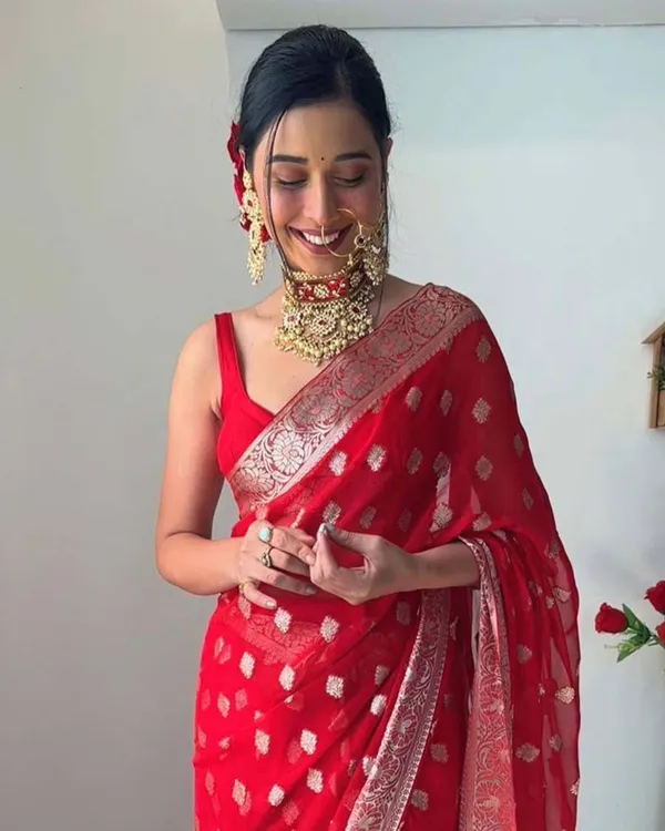 Red_Color_Best_Selling_1_Minute_Ready_To_Wear_Soft_Banarasi_Silk_Saree_With_Golden_Zari_Work