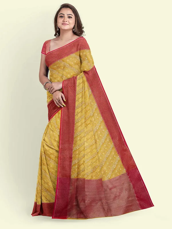 Yellow_Cotton_Blend_Banarasi_Sarees_For_Women