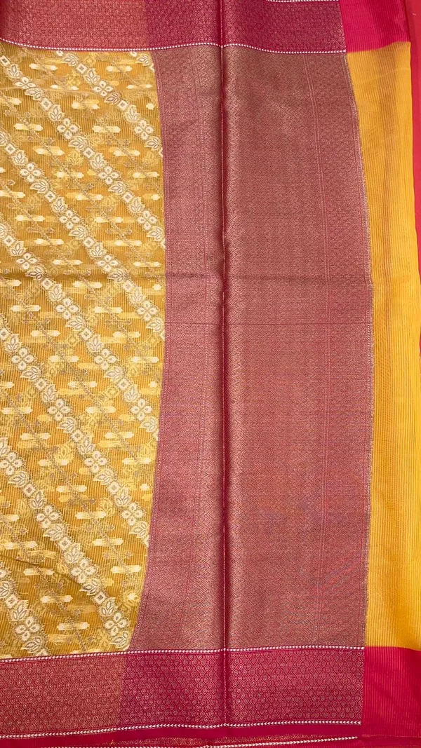 Yellow_Cotton_Blend_Banarasi_Sarees_For_Women