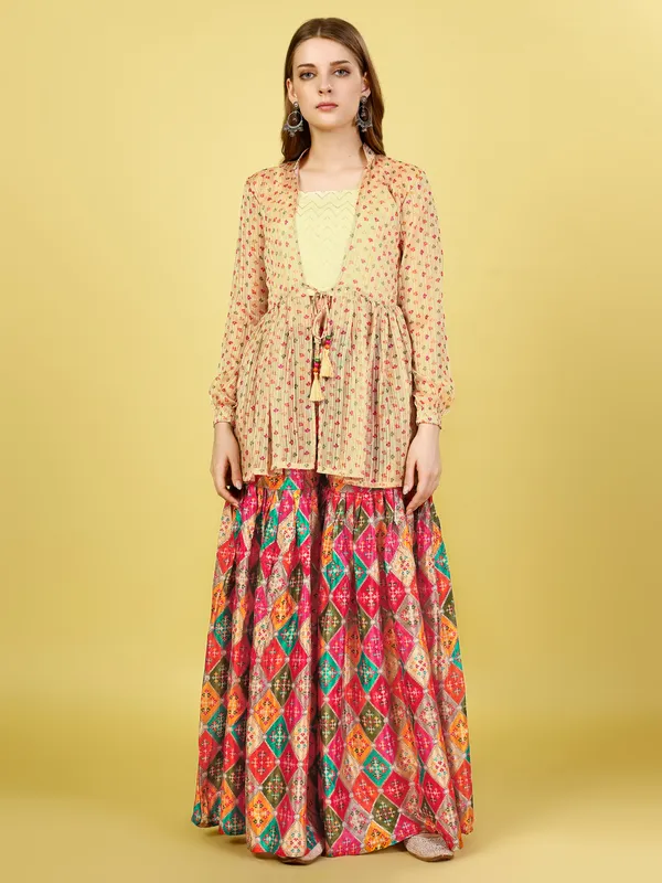 Blossom_Floral_Printed_Top,_Blouse,_and_Gharara_Set