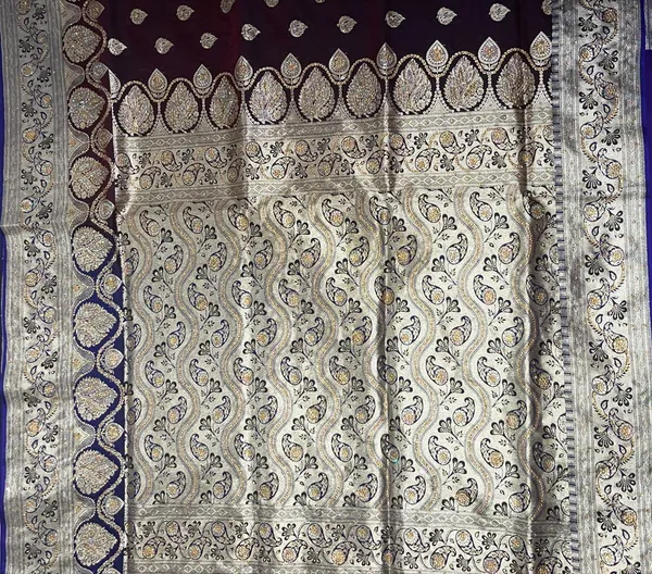 Humairah_Presents_Brown_Stone_Work_Golden_Zari_Booti_with_Contrast_Blue_Paisely_Lehariya_Pallu_Zari_Border_with_Blue_Blouse_Banarasi_Saree