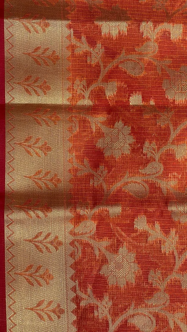 Humairah_Presents_Orange_Tissue_Golden_Floral_Zari_Jaal_with_Checkered_Pallu_and_Orange_Blouse