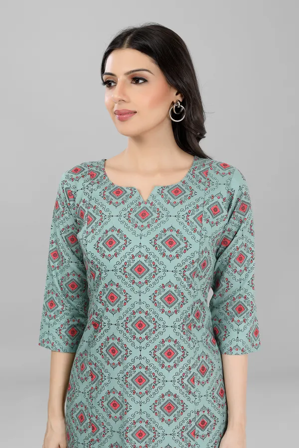 Pista_Feeding_&_Maternity_Dress_With_Zippers_(Top_&_Bottom)