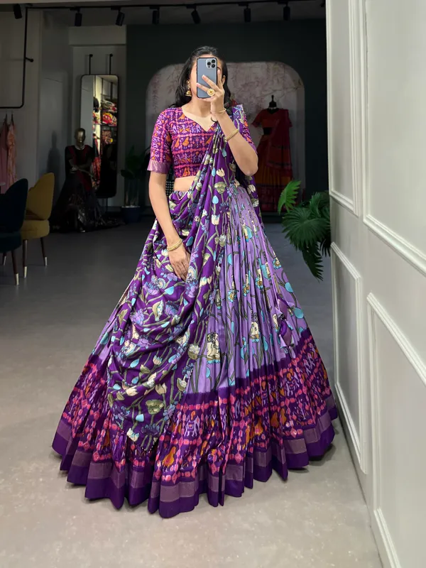 Luvender_Premium_&_Elegant_Dola_Silk_Lehenga_Choli_For_Women