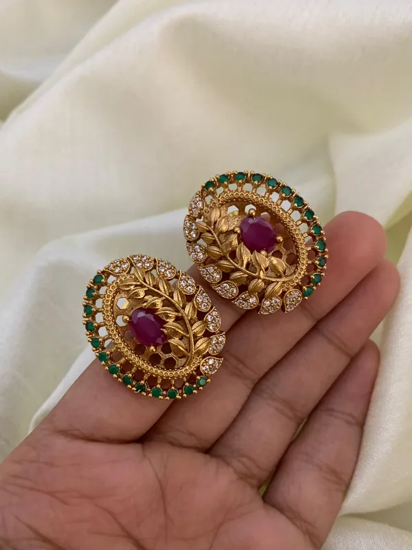 Leaf_Antique_Stud_Earrings