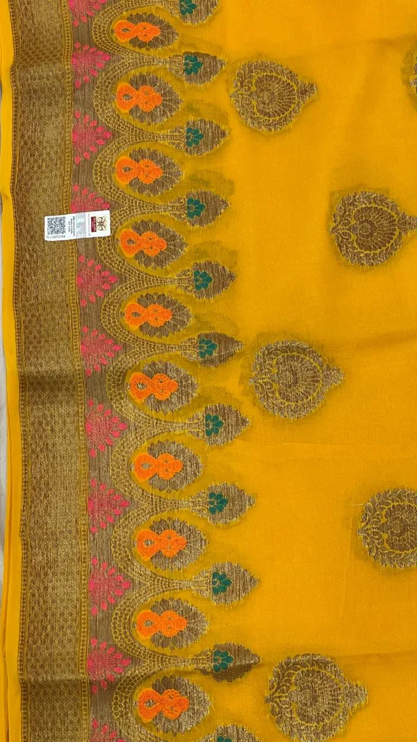 Humairah_Presents_Pure_Handloom_Yellow_Chiffon_Floral_Mina_Zari_Booti_with_Skirt_Mina_Copper_Zari_Border_and_Yellow_Blouse