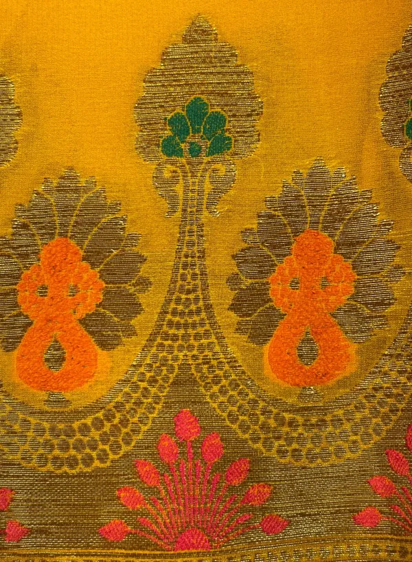 Humairah_Presents_Pure_Handloom_Yellow_Chiffon_Floral_Mina_Zari_Booti_with_Skirt_Mina_Copper_Zari_Border_and_Yellow_Blouse