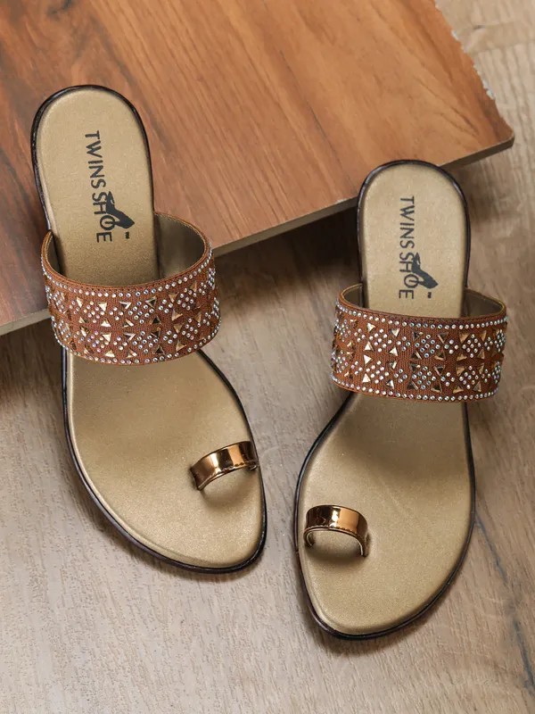 Embellished_Strap_Heels_(Antique)