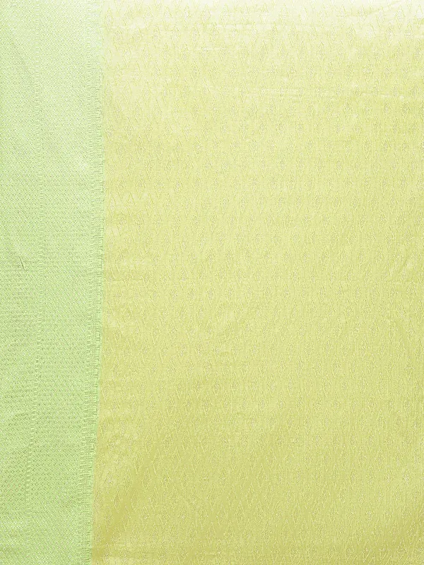 Green_Matka_Silk/Silk_Blend_Banarasi_Sarees_For_Women