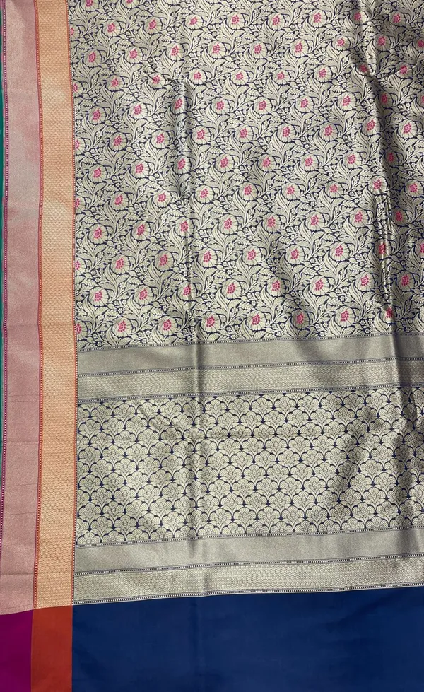 Humairah_Presents_Navy_Blue_Katan_Silk_Floral_Zari_Mina_Jaal_with_Banarasi_Zari_2D_Border_and_Pallu_with_Navy_Blue_Blouse