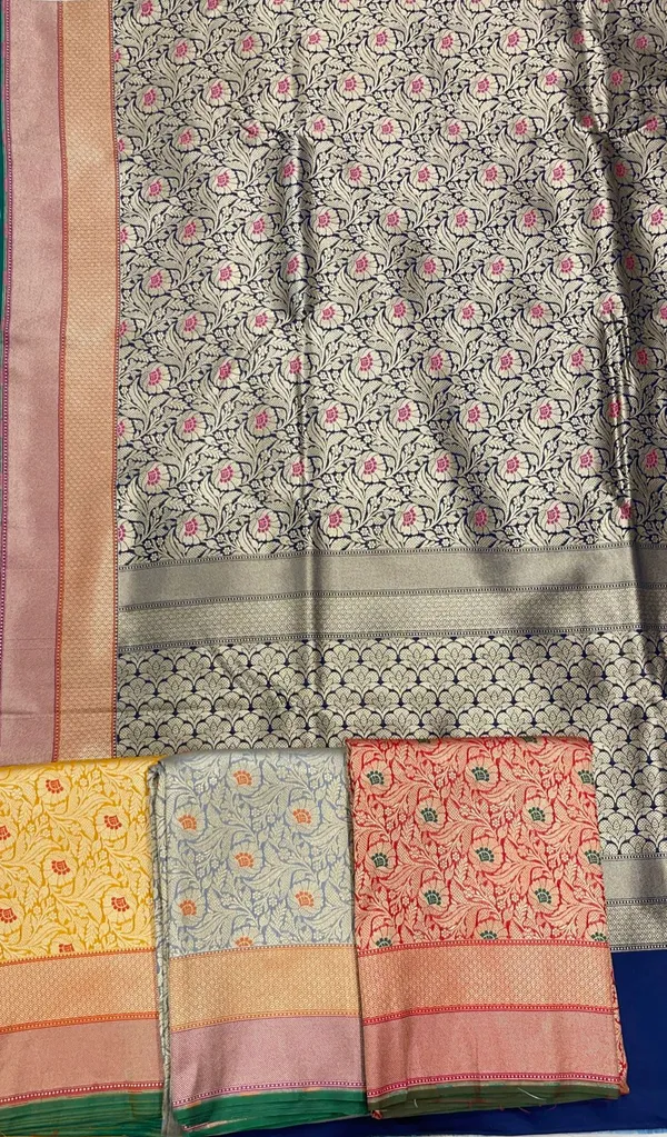Humairah_Presents_Navy_Blue_Katan_Silk_Floral_Zari_Mina_Jaal_with_Banarasi_Zari_2D_Border_and_Pallu_with_Navy_Blue_Blouse