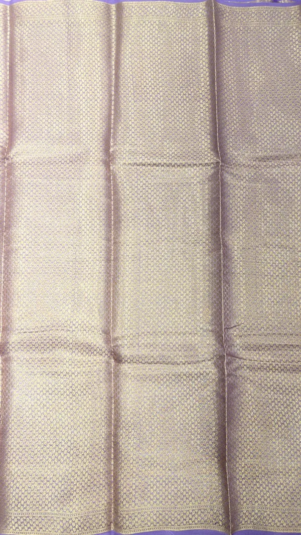 Humairah_Pure_Handwoven_Violet_Tussar_Silk_Copper_Floral_Zari_Booti_with_Leheriya_Zari_Border_and_Big_Boota_Pallu_with_Violet_Blouse