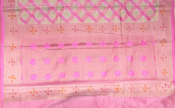 Humairah_Pure_Handloom_Light_Pink_Cotton_Zari_Boota_Handpainted_Stripe_with_Pink_Handpainted_Pallu_Zari_Border_and_Pink_Blouse