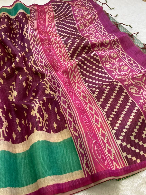 Durga_Pink_–_Shakti_Navratri_Special_|_Soft_Tussar_Silk_Saree_with_Print,_Zari_Line_Saree_&_Print_Blouse_with_Tassels