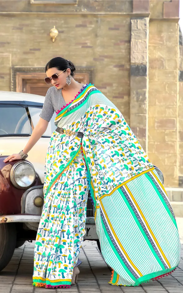 Ikkat_Print_Pure_Soft_Cotton_saree_With_Blouse_Piece