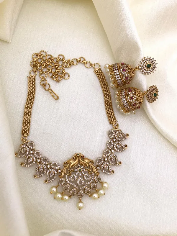 Ethnic_matte_finish_ad_stone_high_raise_Chokerset