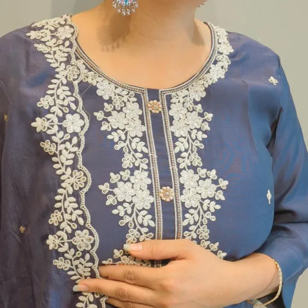 Grey_Muslin_Straight_Cut_Suit