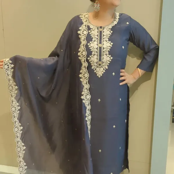 Grey_Muslin_Straight_Cut_Suit