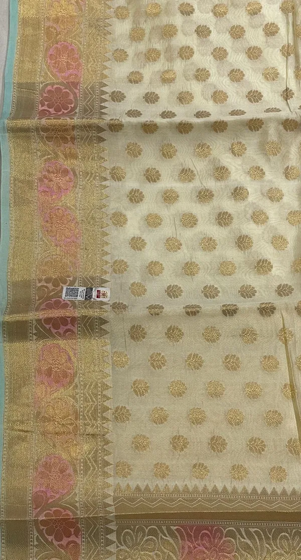 Humairah_Pure_Handloom_Off-White_Dupion_Silk_Golden_Zari_Floral_Booti_Banarasi_Zari_Border_with_Floral_Gold_Pallu_with_Multi_Lehariya_Stripe_and_Off-White_Blouse