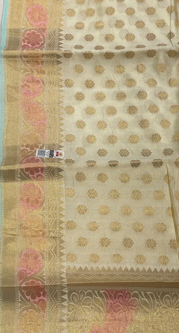 Humairah_Pure_Handloom_Off-White_Dupion_Silk_Golden_Zari_Floral_Booti_Banarasi_Zari_Border_with_Floral_Gold_Pallu_with_Multi_Lehariya_Stripe_and_Off-White_Blouse