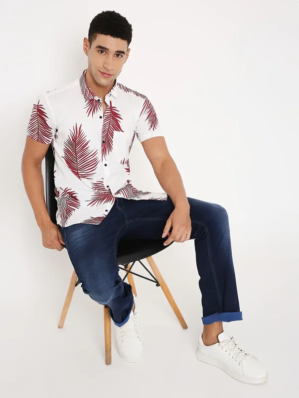Lycra_fabric_digital_printed_Men's_ShirtHalf_Sleeves