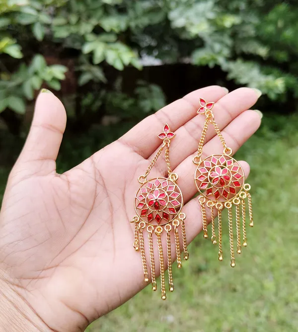 Assamese_Traditional_Gold_Plated_Red_Colour_Japi_Tassel_Jewellery_Set_For_Women_&_Girl