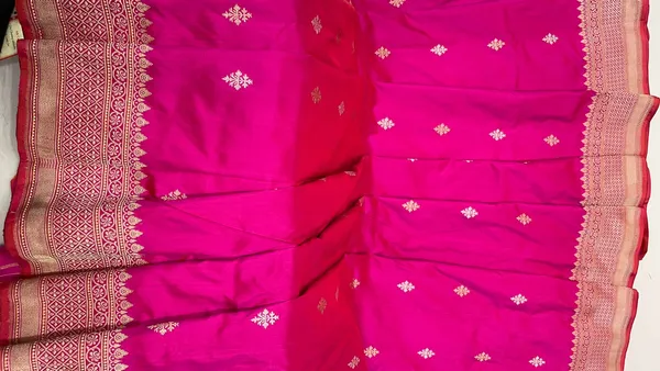 Humairah_Pure_Handloom_Katan_Silk_Pink_Gold_&_Silver_Kadhwa_Swastik_Booti_with_Kadhwa_Zari_Border_and_Pink_Stripe_Blouse