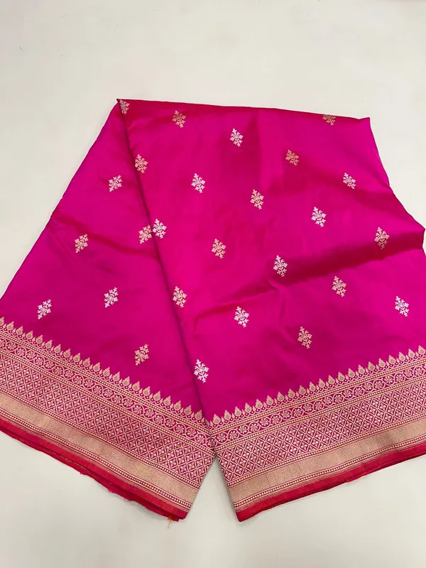 Humairah_Pure_Handloom_Katan_Silk_Pink_Gold_&_Silver_Kadhwa_Swastik_Booti_with_Kadhwa_Zari_Border_and_Pink_Stripe_Blouse