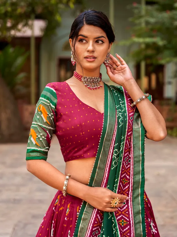 Red_Premium_&_Elegant_Dola_Silk_Lehenga_Choli_For_Women