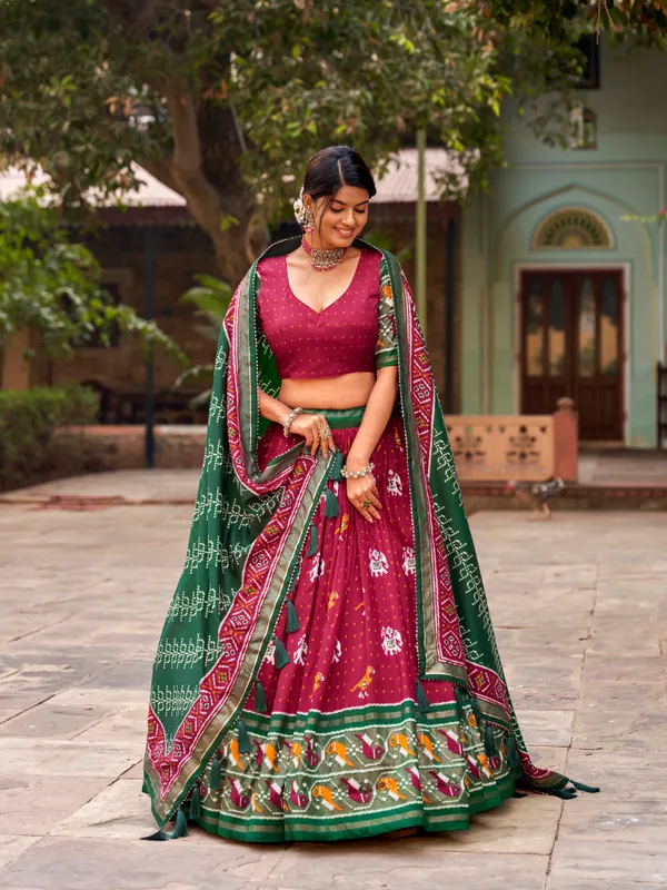 Red_Premium_&_Elegant_Dola_Silk_Lehenga_Choli_For_Women